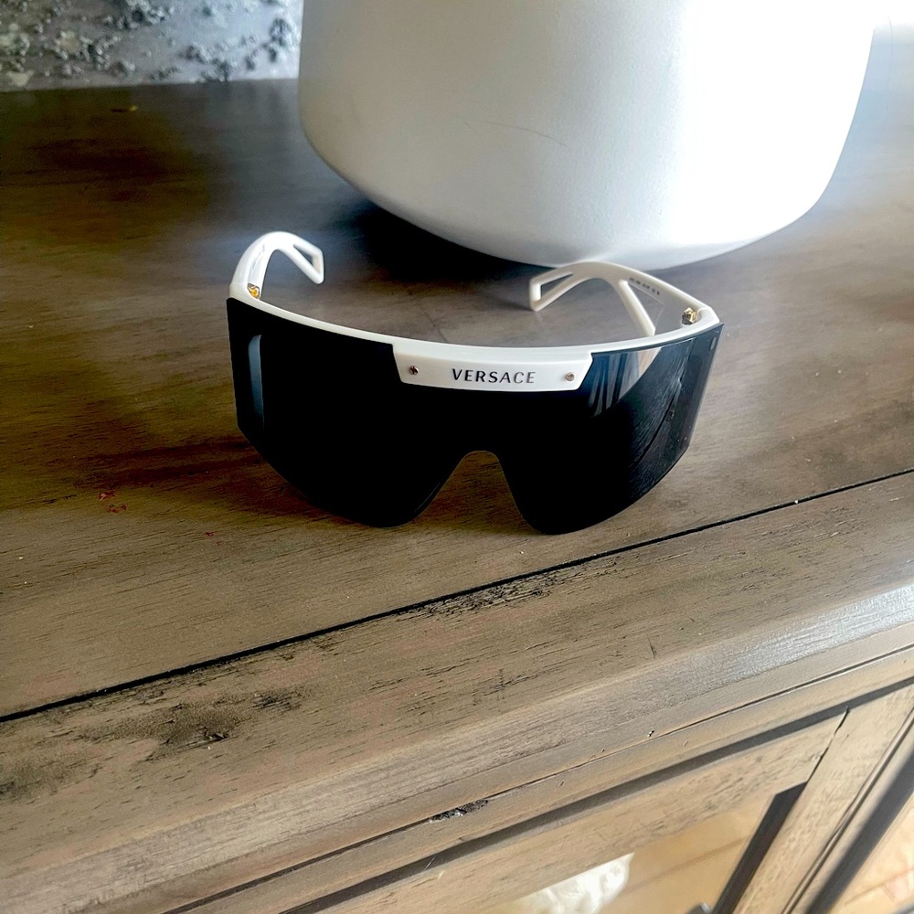 VERSACE VE4393 Sunglasses